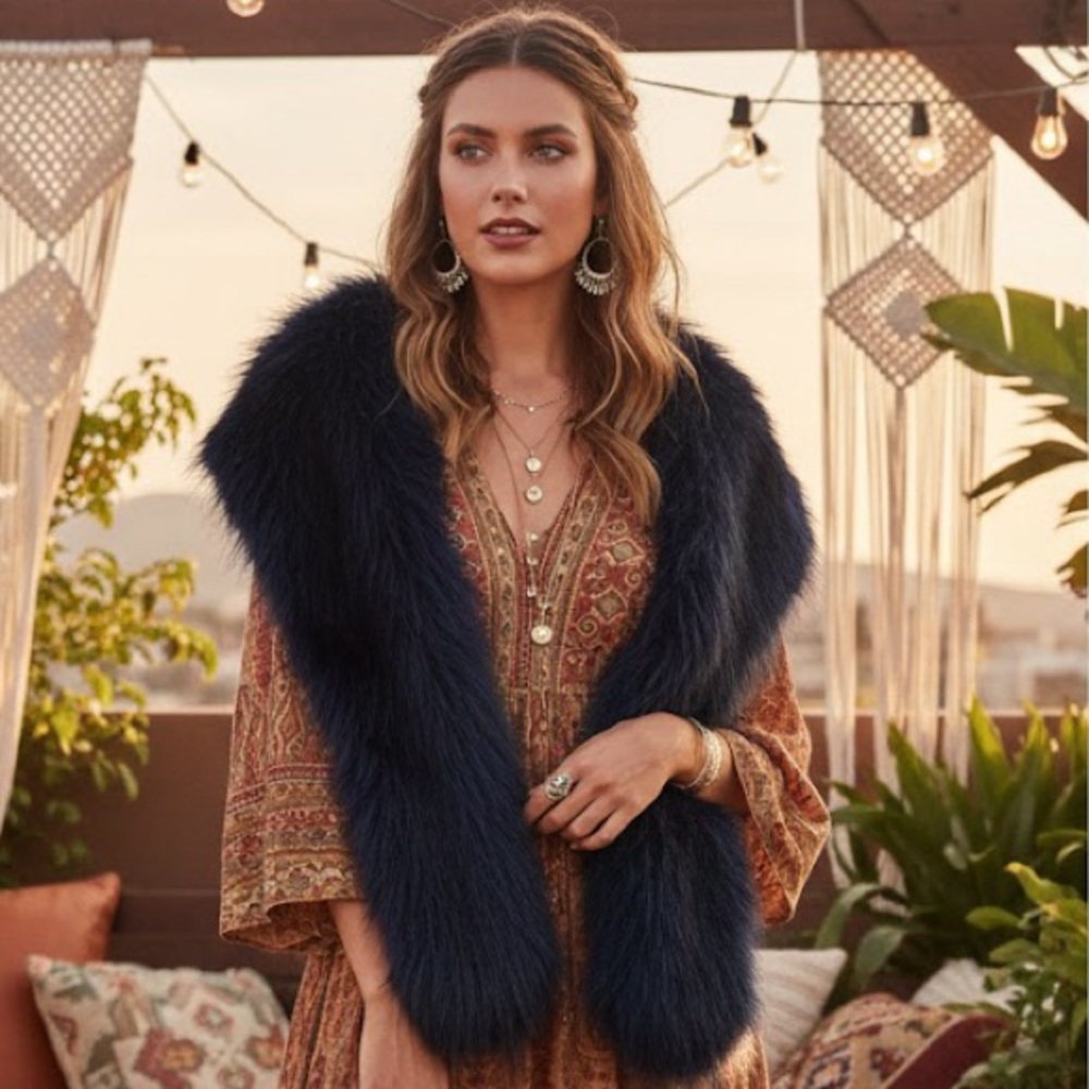 A New Day Navy Blue Faux Fur Stole Wrap Shrug Elegant Winter Formal One Size